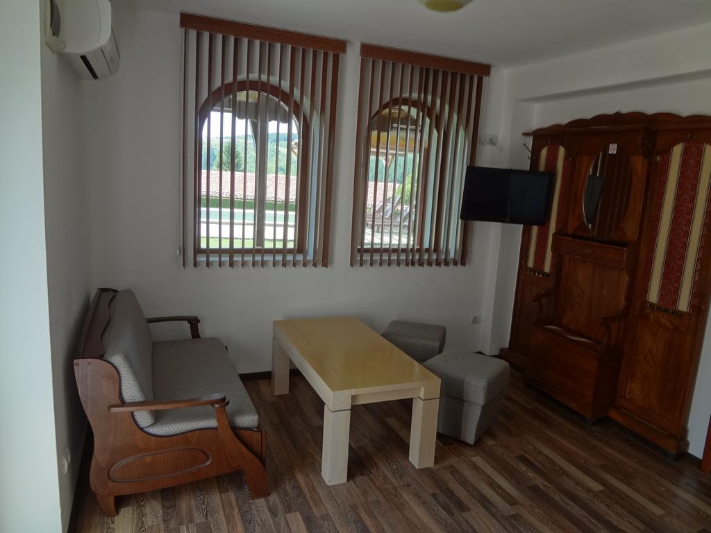 Guest House Diabora Arbanasi Exterior photo